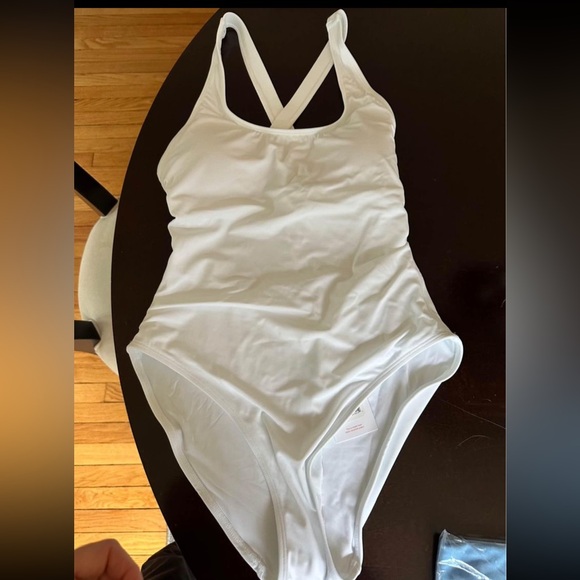 Andie The Tulum One Piece Suit Large - Picture 3 of 6